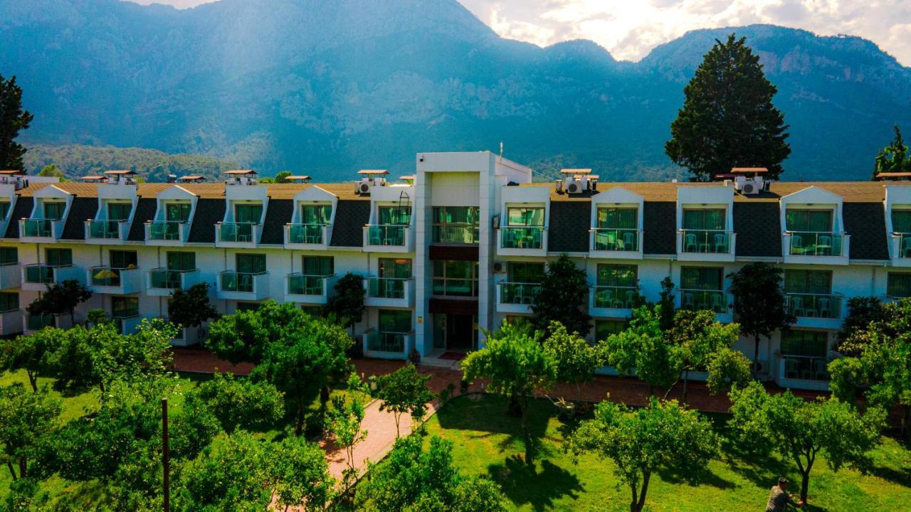 קמר Omorfi Garden Resort מראה חיצוני תמונה