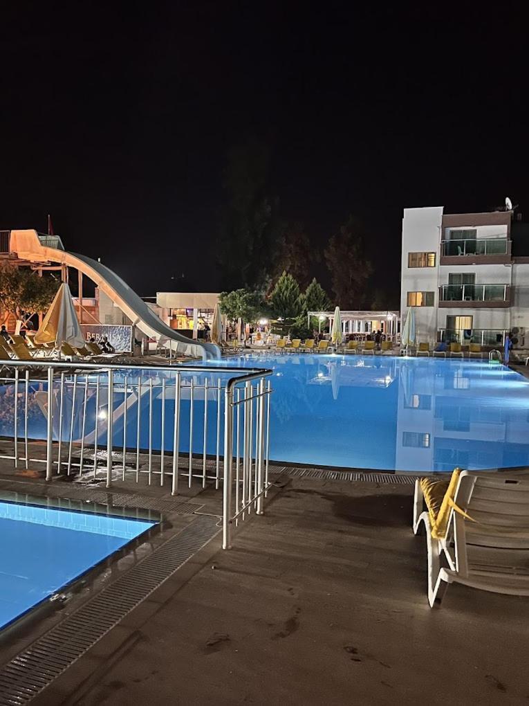 קמר Omorfi Garden Resort מראה חיצוני תמונה